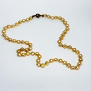 Akoya Pearls Necklace, gold 375/9K clasp