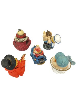 5 vintage piggy banks