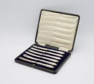 Set of 6 fruit knives