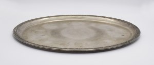 Oval tray