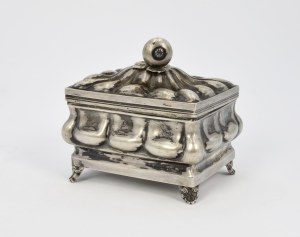 Box sugar bowl with hinged lid