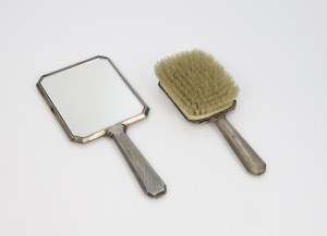 Art déco toilet set