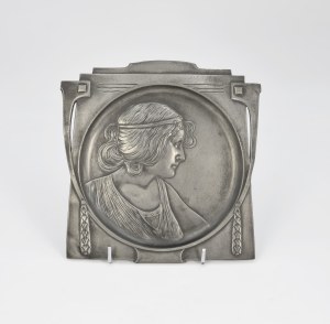 Art Nouveau plaque with profile of a woman