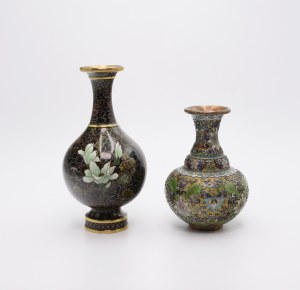A pair of vases