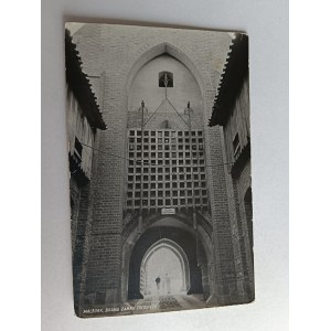 ZDJĘCIE MALBORK BRAMA ZAMKU ŚREDNIEGO