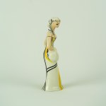 ŚLIWOWSKA-WAWRZYNIAK Zbigniewa - ZPS Ćmielów - Dama z koszem - Grzybiarka - Lata 60 XX w.