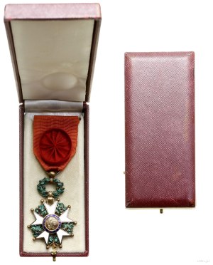 France, National Order of the Legion of Honor, 4th class (L'Ordre national de la Légion d'honneur).