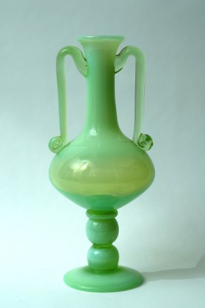 Glass amphora - Krakow Glass Institute