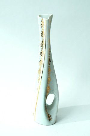 Porcelain vase , 