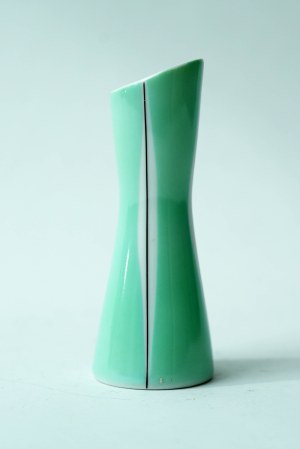 Porcelain vase ,,Flora'' - ZPS Karolina - D. Duszniak