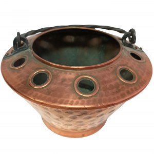 Decorative cauldron