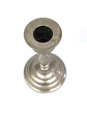 Classic candle holder