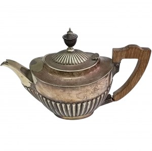 Plated tea pot by Roberts & Belk, England