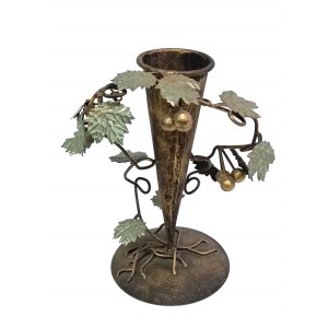 Wazon-winorośl inspirowany Art Nouveau