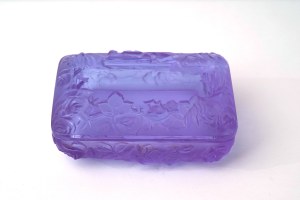 Glass alexandrite box of chocolates - H. Hoffmann - Czechoslovakia