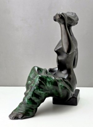 Ceramic figure of a woman - designed by Jtka Forejtova - Keramo Kostelec 1960s.