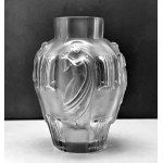 A magnificent Ingrid glass vase in art déco style by Artur Plewa 1930s.