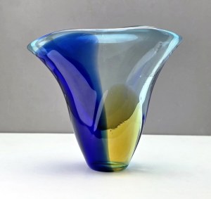 Glass vase '' Napoleon '' Skrdlovice Glassworks proj. J. Beranek