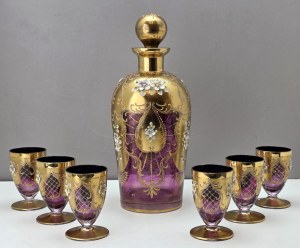 Art deco carafe in amaranth - Karlsbard 1930s