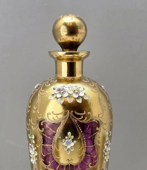 Art deco carafe in amaranth - Karlsbard 1930s