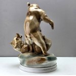 Duża figura walczących niedźwiedzi marki Zsolany Węgry lata 20-te