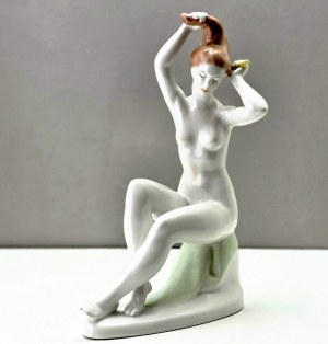 Nude porcelain figurine - combing woman - BUDAPEST AQUINCUM porcelain factory - 1960s
