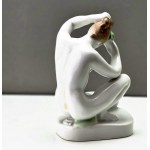 Figurka porcelanowa Akt - kobieta z kwiatem - wytwórni porcelany BUDAPEST AQUINCUM - lata 60-te