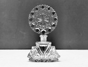 Perfume flacon , crystal glass - Czechoslovakia - 1930s - 1940s.