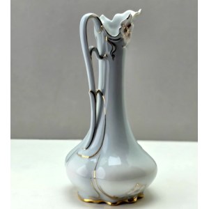 Porcelanowy wazonik z wytwórni Royal Dux - Czechosłowacja 70-te XX w.