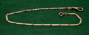 Watch devise - gilded brass - first half of the 20th century.