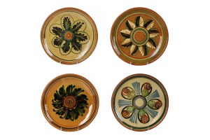 Set of four decorative platters, Cooperative of Folk and Artistic Industry 