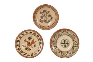 Set of three decorative platters, Cooperative of Folk and Artistic Industry 