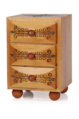 Wooden casket (miniature chest of drawers)