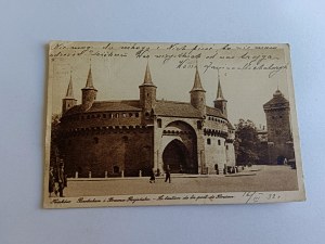POSTCARD KRAKOW BARBICAN AND FLORIAŃSKA GATE