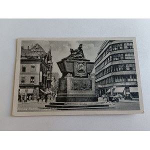 POCZTÓWKA WROCŁAW BRESLAU POMNIK, STEMPEL, ZNACZEK 1945 R