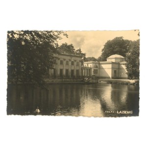 Varšava - Palác Łazienki. Vydal B. Paszkowski, asi 1920. (218)
