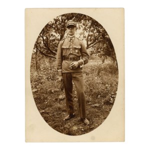 Soldier with badge, circa 1930 (549)