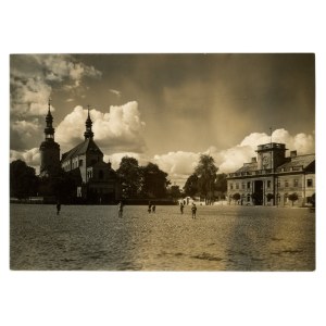 Lowicz - Photo by H. Poddębski. General view (328)