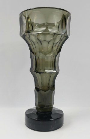 Art Deco vase, Czechoslovakia, 1920s. Josef Hofmann?