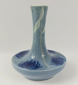 Meissen vase, circa 1900.