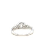 3.13 GR GOLD RING WITH DIAMONDS - DH-R620