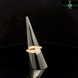 18K GOLD AND DIAMOND SNAKE HEAD RING
