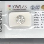 4 CT NATURAL DIAMOND