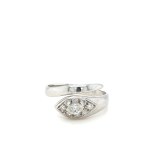 4.06 GR GOLD RING WITH DIAMONDS - DH-R289
