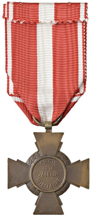 Orders and Decorations - France. French Republic (1939-1945). Cross at the.