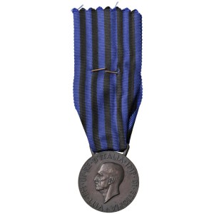 Orders and Decorations - Italia. Vittorio Emanuele III (1900-1943). Medagli...