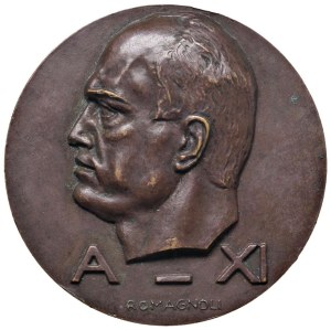 Italian Medals - Fascism. Medal 1933 a.XI. Opera Nazionale Comb...