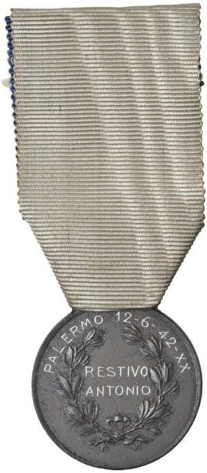 Italian Medals - Victor Emmanuel III (1900-1943). Medal to the val...