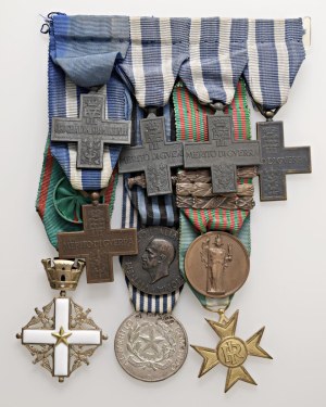 Italian Medals - Medagliere consisting of 10 medals. The lot compr...