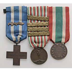 Italian Medals - Medagliere composto da 3 medaglie. Il lotto compre...